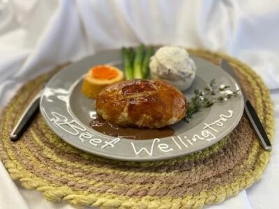 Local Caterer Offers Elegant Valentine's Day Take-Out Dinner for Two