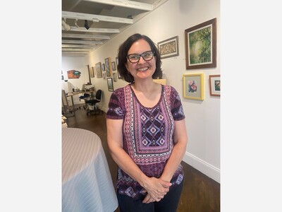  B Inspired  Finds Fine Artist and Teacher Beth Wagner Ready for Her Next Career
