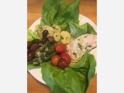 Philosophizing About Food With Francine:   La salade Nicoise