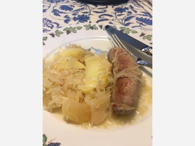 Philosophizing About Food With Francine: Bratwursts in the Alsatian style.