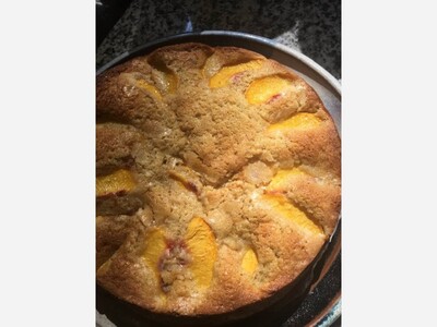 Philosophizing About Food With Francine: A Peach Dessert Steeped in Tradition