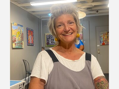"B Inspired" Meet Artist  Donna Smith and the "Friends" She Creates from Recycled Materials